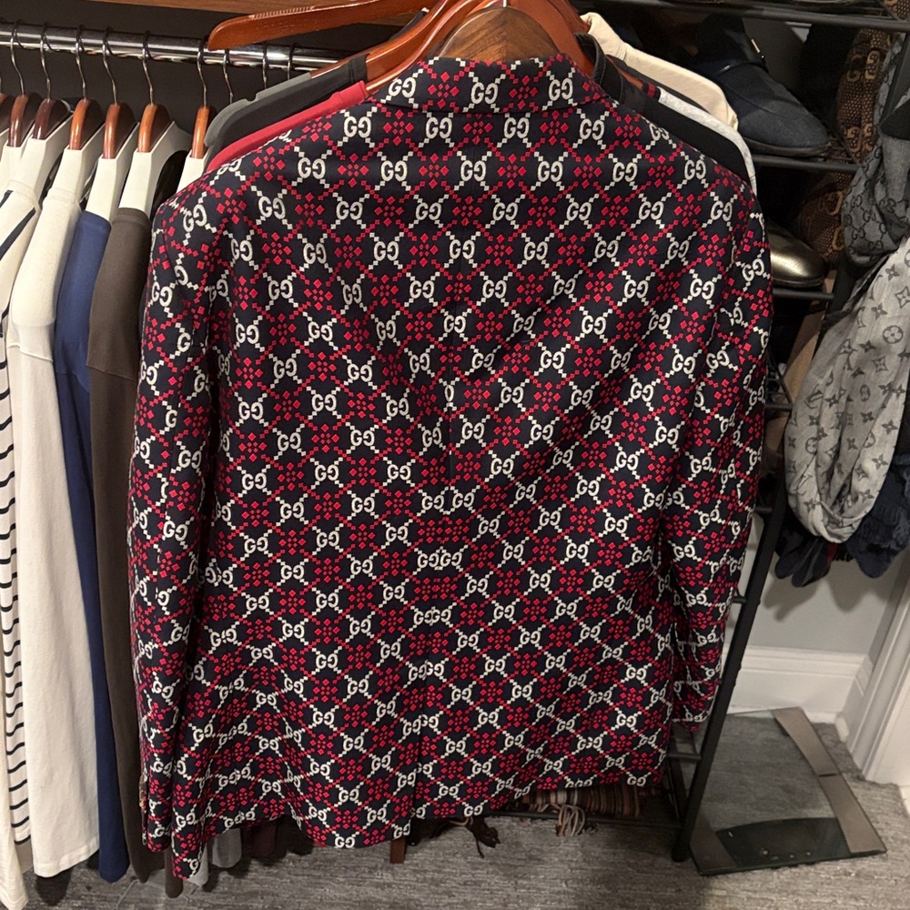 Gucci Men's Red and Navy Patterned Blazer - Picture 2 of 8